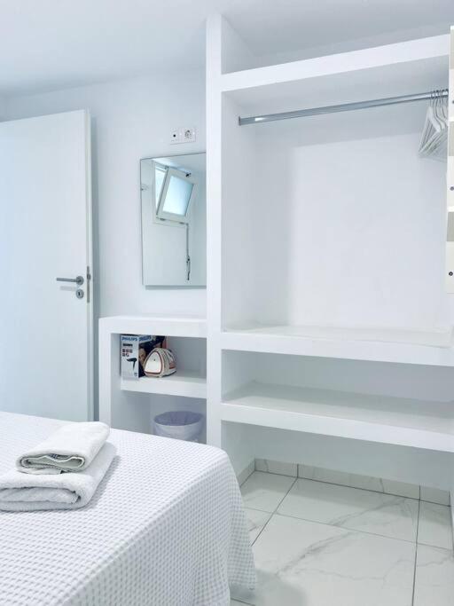Appartement Hh Bay à Logaras Extérieur photo