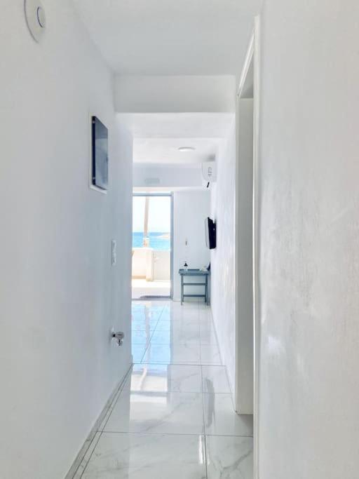 Appartement Hh Bay à Logaras Extérieur photo