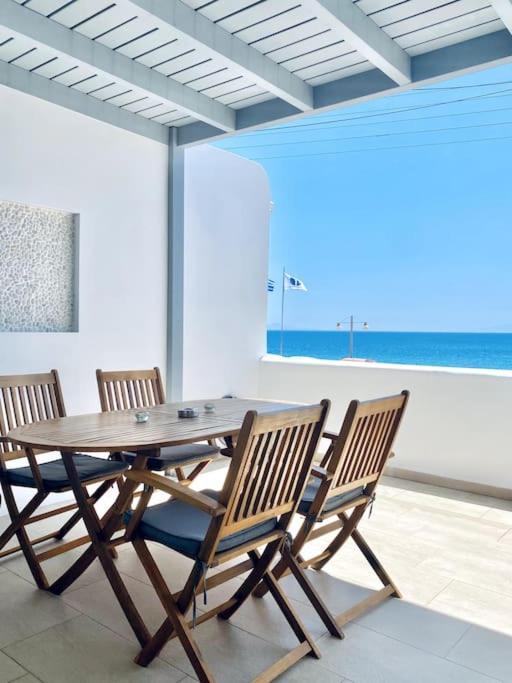 Appartement Hh Bay à Logaras Extérieur photo